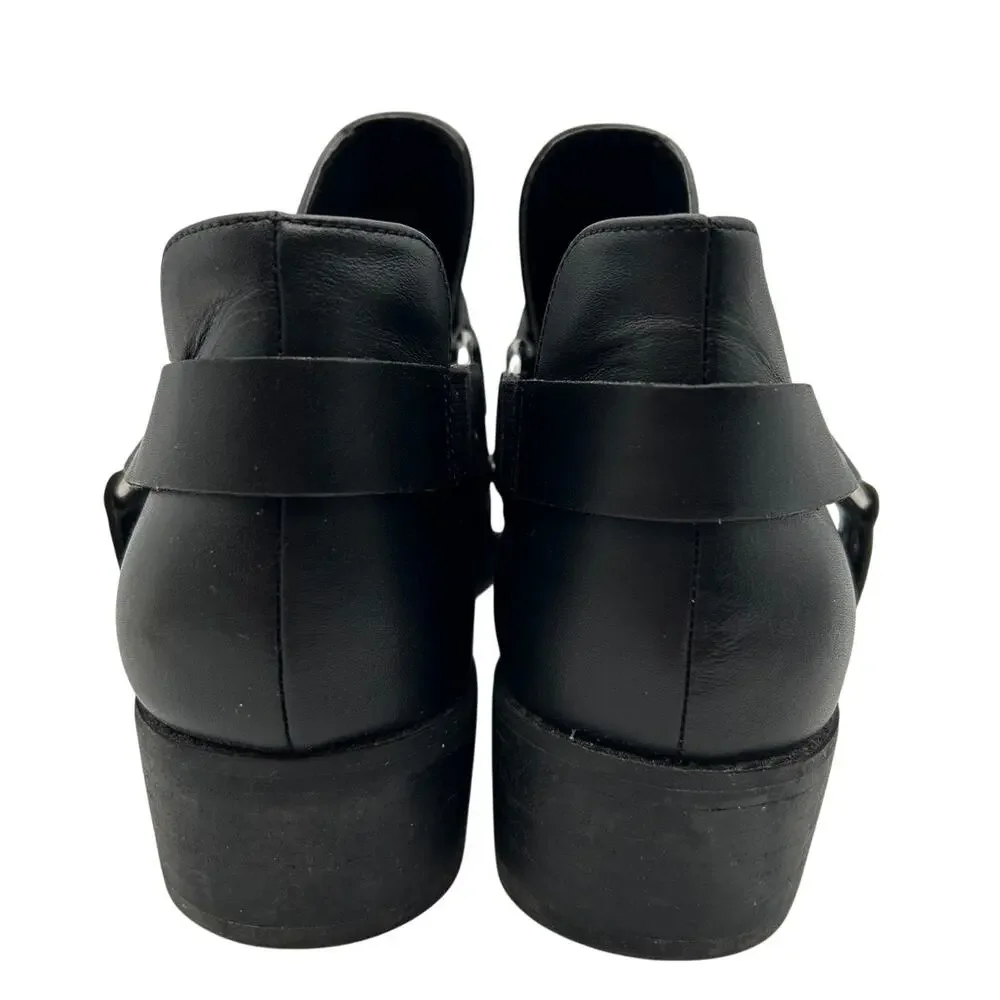 BP Nordstrom Black Leather Moto Ankle Boot Size 8.5 Harness Ring Zip Buckle Fall